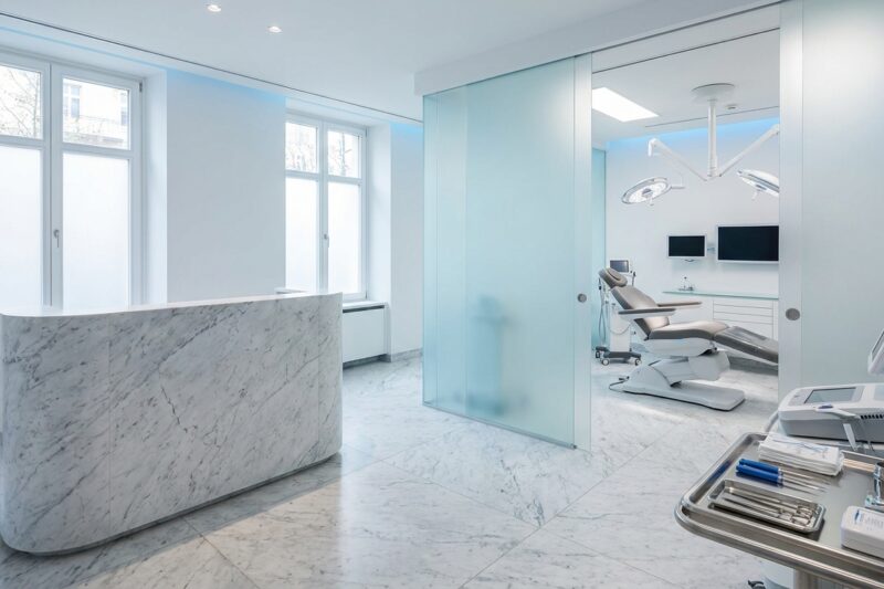 Ranking najlepszych klinik modelowania twarzy własnym tłuszczem Wrocław 2026